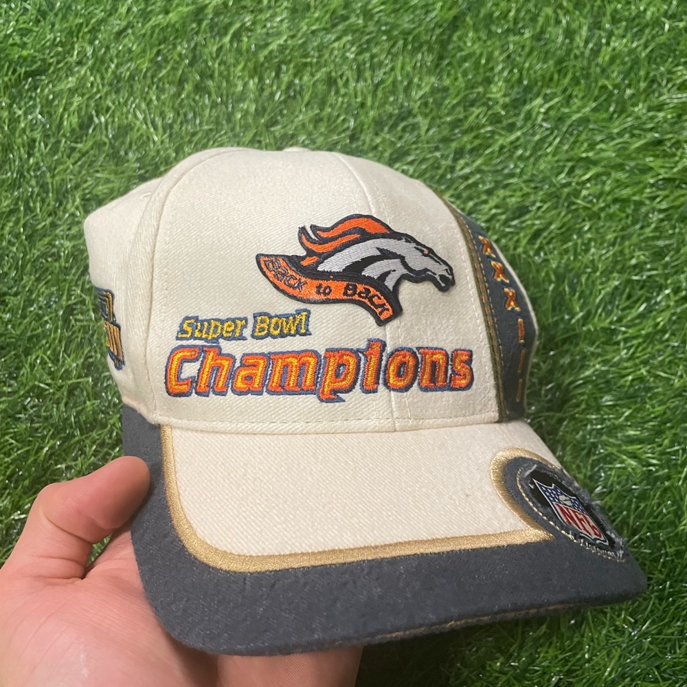 Vintage 90s Logo Athletic Super Bowl Champions Denver broncos nfl hat adjustable